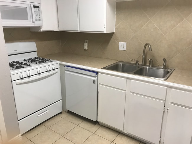 Building Photo - 17019 Mercado Dr