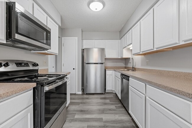 Building Photo - Juniper Meadows