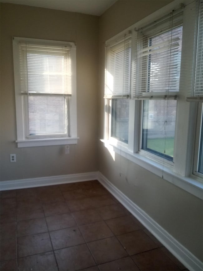 Building Photo - 2128 Indianapolis Blvd