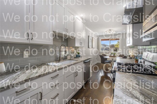 Foto del edificio - Queen Anne - 2 Bedroom - 2 Bathroom Condo *WSG Included