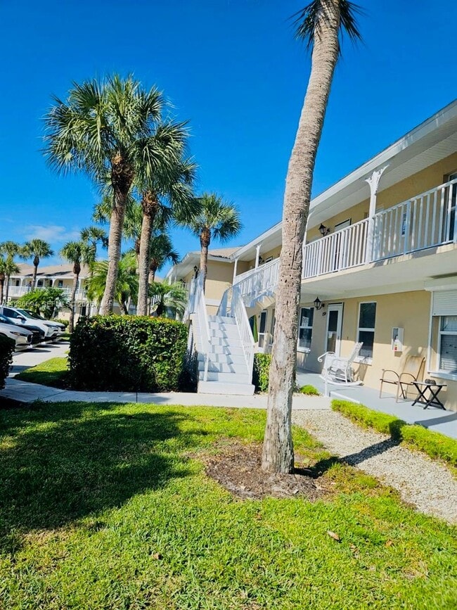 Foto del edificio - 1335 Mainsail Dr