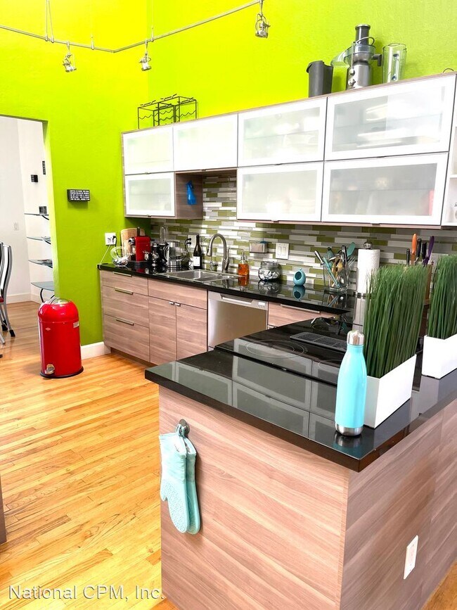 Foto del edificio - 4 br, 3 bath House - 1691 Grant Rd