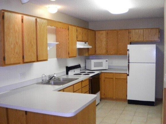Primary Photo - 7813 Hemingway Ave S