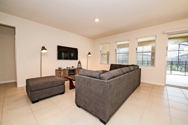 Foto del edificio - 5277 Oakbourne Ave