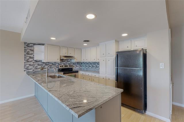 Building Photo - 426 Yacht Club Dr