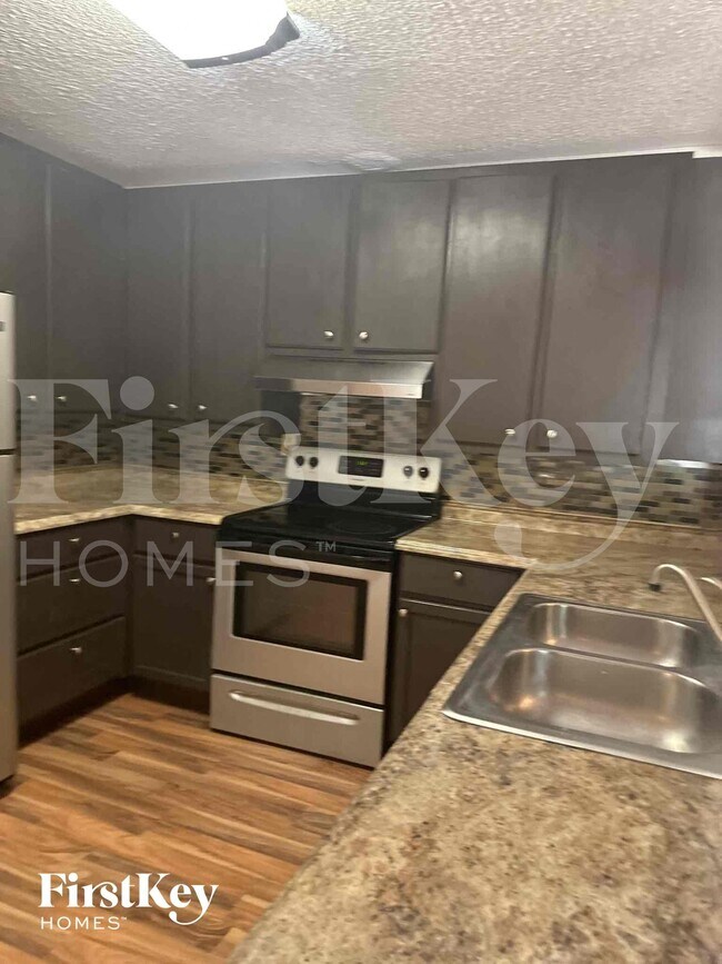 Foto del edificio - 1726 Hidden Acres Dr SW