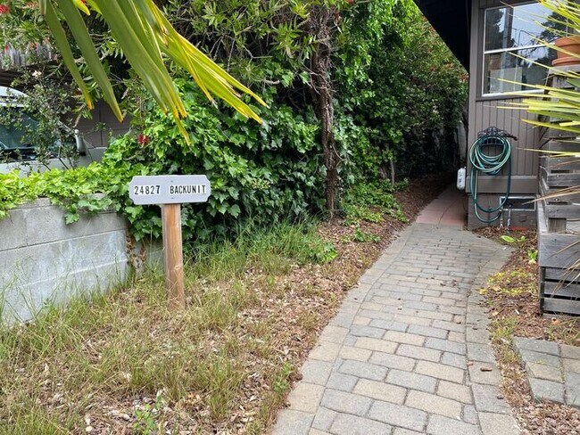 Foto del edificio - Beautifully remodeled 2 bedroom, 1.5 bathr...