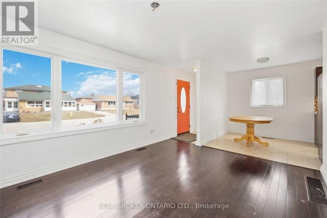 Building Photo - 49 Hurricane Ave