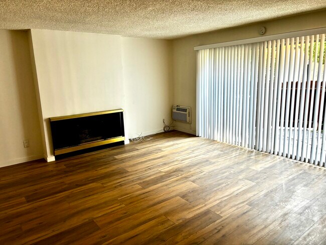 Foto del edificio - Villa Valencia Apartments