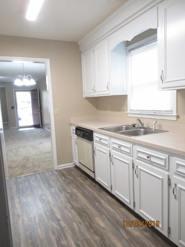 2205 Tudor St, Sumter, SC 29150 Townhome Rentals in Sumter SC