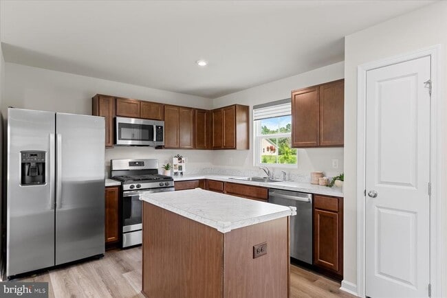 Building Photo - 30127 Moorings Reach