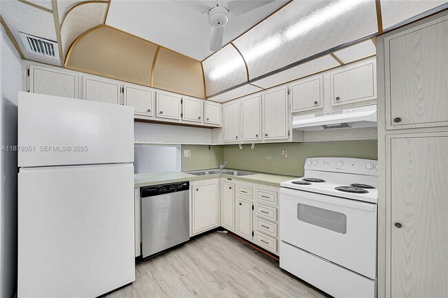 Building Photo - 5320 NW 11th St