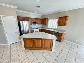 Building Photo - 6412 N Starling Mesa St