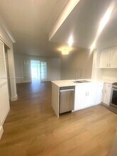 Building Photo - 8650 SW 67th Ave