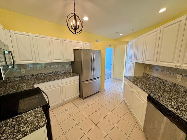 Building Photo - 6421 Bay Cedar Ln