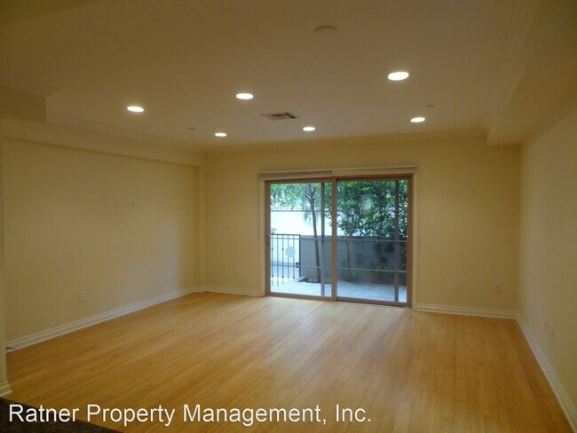 Building Photo - 5056 Laurel Canyon Blvd
