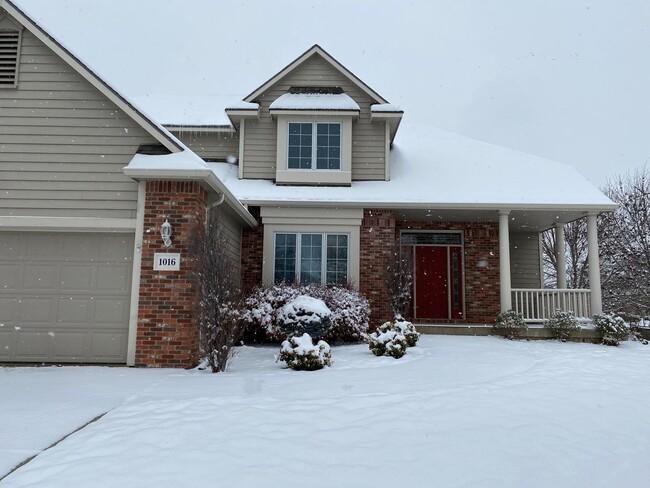 Foto del edificio - Wonderful Fox Chase home with fantastic sp...