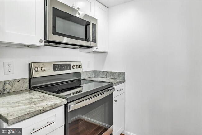 Building Photo - 14016 Vista Dr