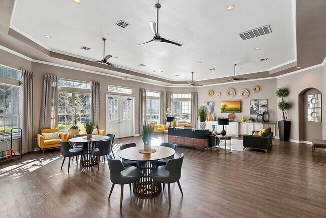 Foto del edificio - 3101 Vista Dr