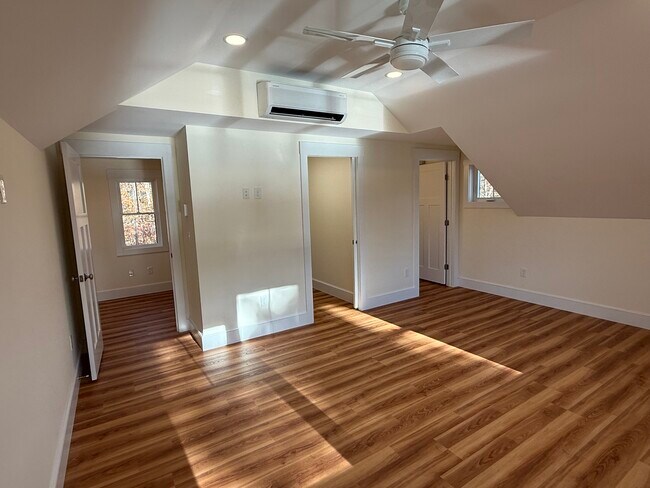 Foto del edificio - 14 Big Rock Ln