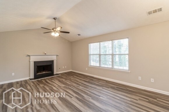 Foto del edificio - NOW AVAILABLE! - 4639 Noah Overlook W, Acw...