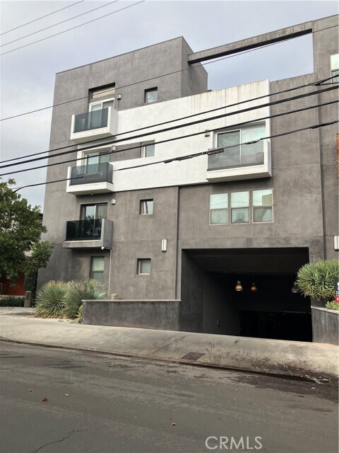 Foto del edificio - 11925 Kling St