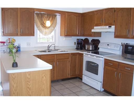 Building Photo - 314 Lathrop St