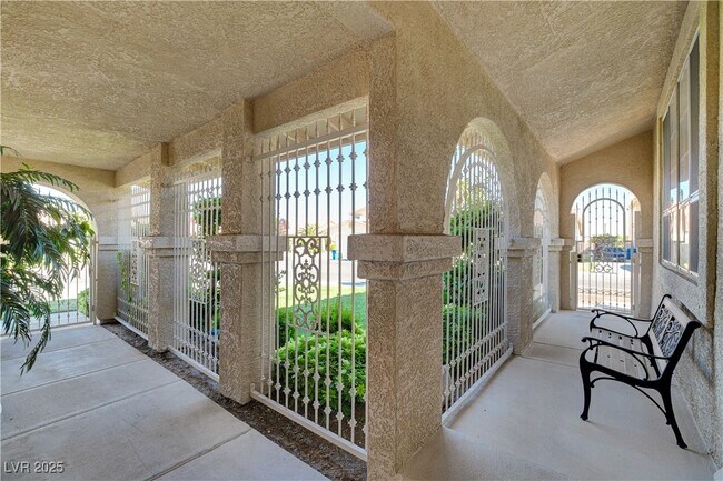 Foto del edificio - 7401 W Central Butte Ave