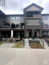 Building Photo - 280-280 Anyolite Private