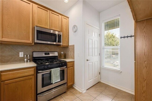 Building Photo - 10700 Macmora Rd