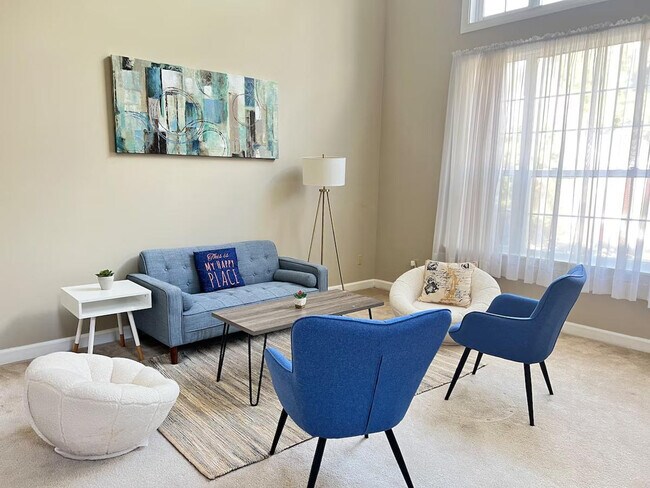 Foto del edificio - 2300 Evergreen Ln