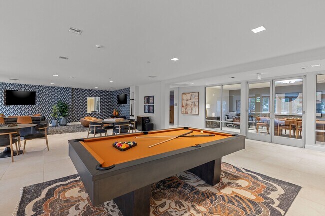 Foto del edificio - The Residences at Stone Creek