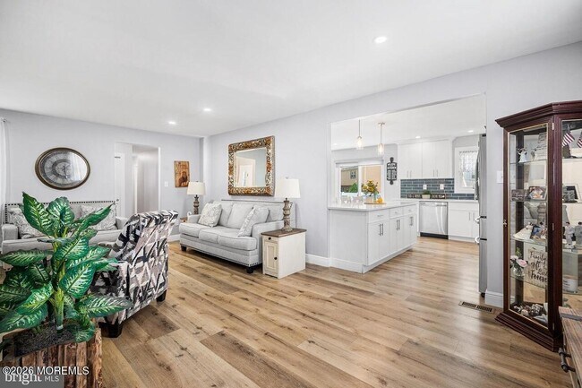 Foto del edificio - 1726 Briarwood Dr