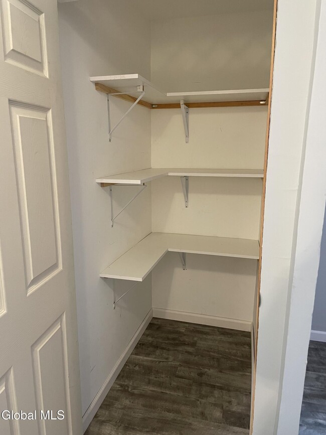 Building Photo - 75 Union St