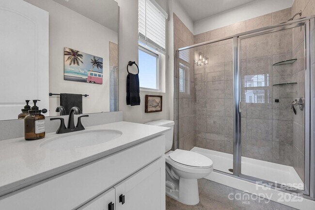Foto del edificio - 16764 Summers Walk Blvd