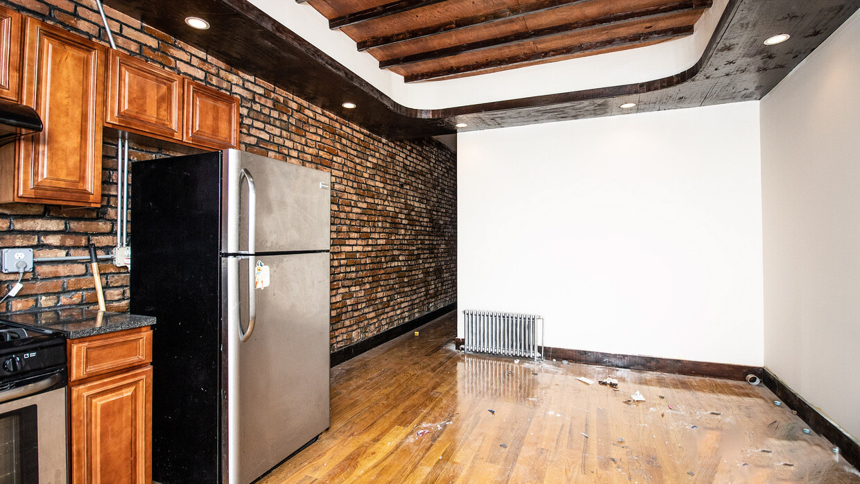 Foto principal - 170 Irving Ave