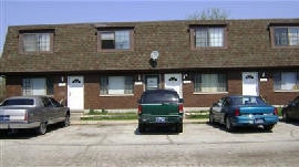 Building Photo - 5814-5820 Creekview