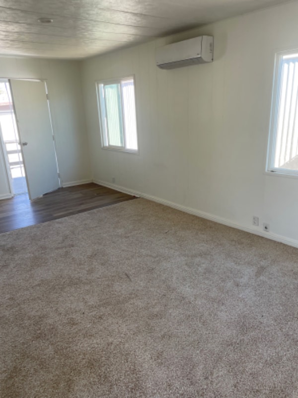 Foto del edificio - 5625 Sandmound Blvd