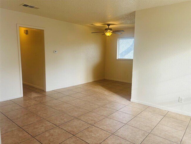 Building Photo - 8201 Sam Rayburn Dr