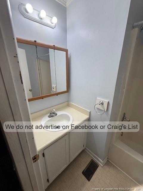 Foto del edificio - 9338 Castle Falls Cir