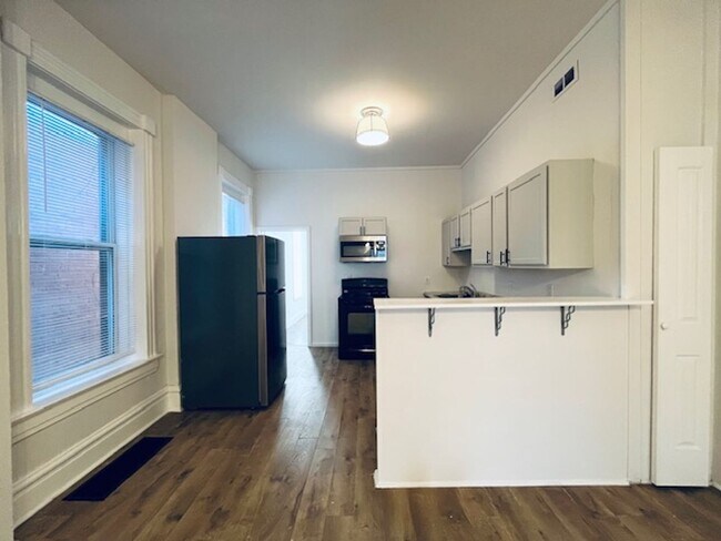 Foto del edificio - 3007 McNair Ave