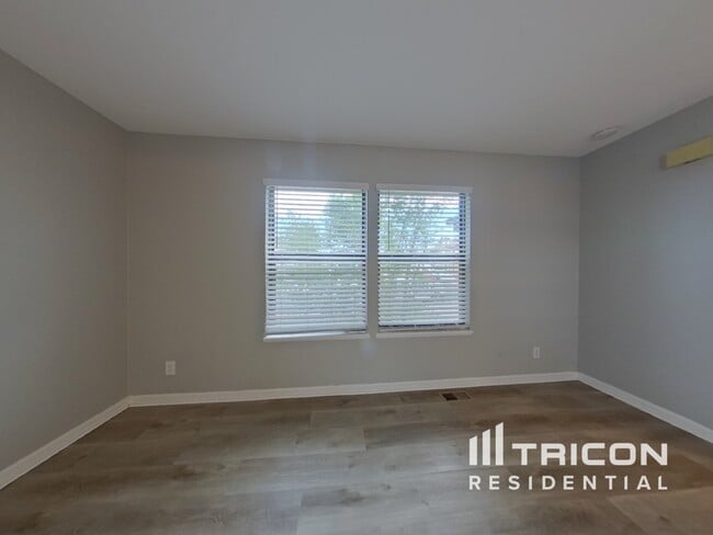 Building Photo - 3812 S Ceylon Way