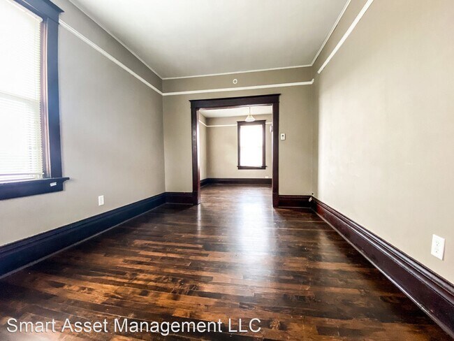 Foto del edificio - 1500 S 71st St