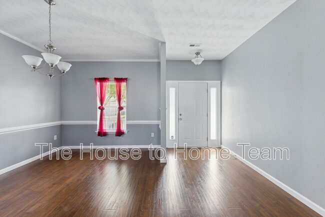 Building Photo - 1023 Snead Dr