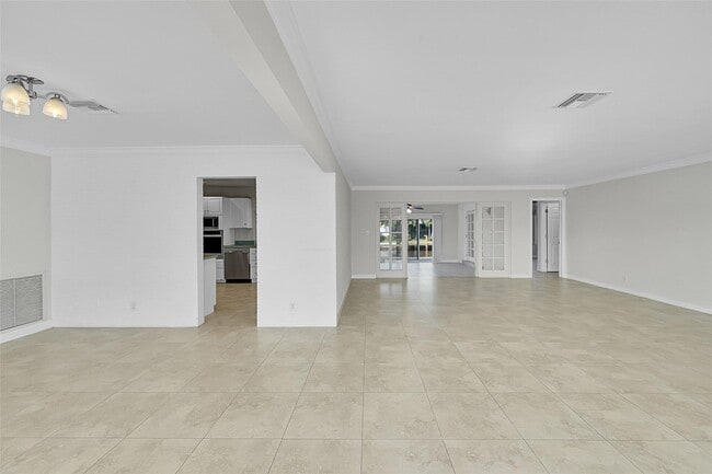 Foto del edificio - 211 SE 9th Ct