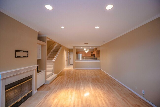 Building Photo - 906 Cabernet Vineyards Ct