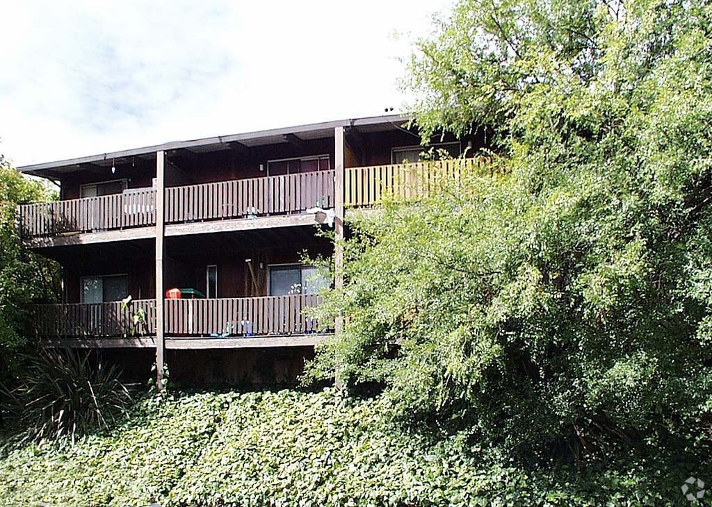 Building Photo - Valle Vista Six-Plex