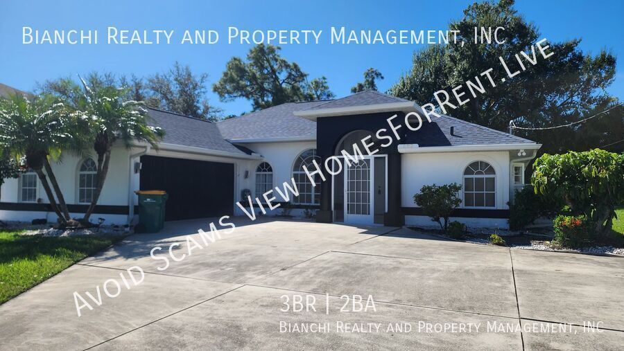 Primary Photo - 692 Rotonda Cir