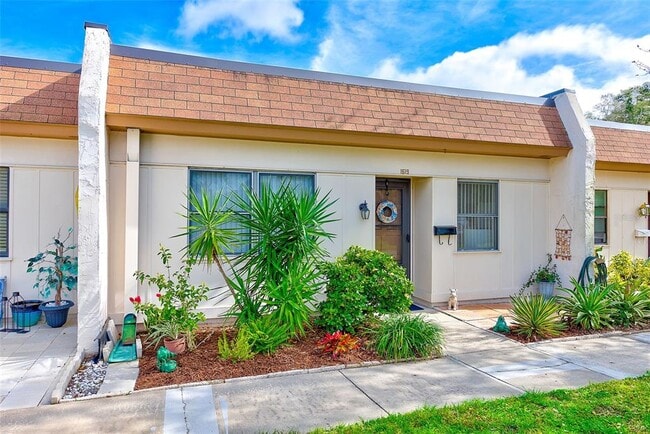 Foto del edificio - 1619 Mission Hills Blvd