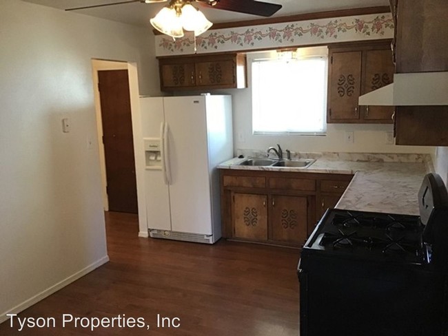 Building Photo - 3 br, 1.5 bath House - 12417 Cloudview Ave NE